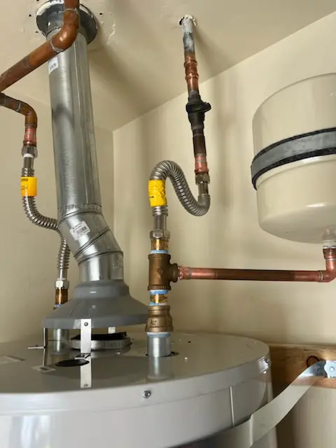 Water heater installation and plumbing repair in Rolla